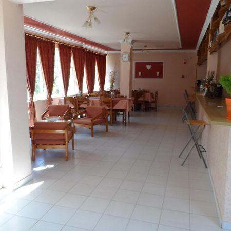 Amarilia Aparthotel Skala Rachoni  Ngoại thất bức ảnh