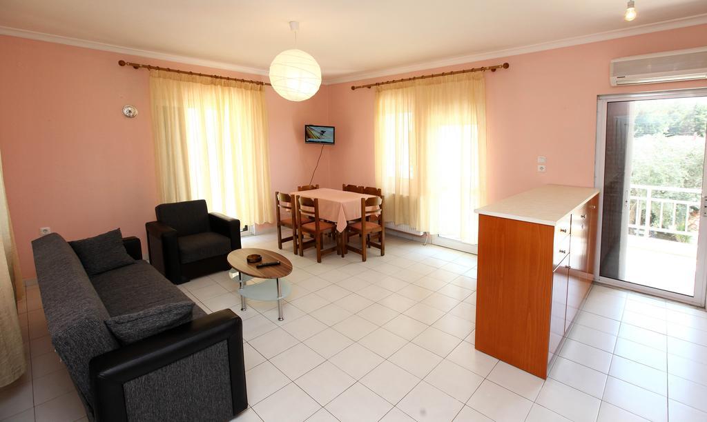 Amarilia Aparthotel Skala Rachoni  Phòng bức ảnh
