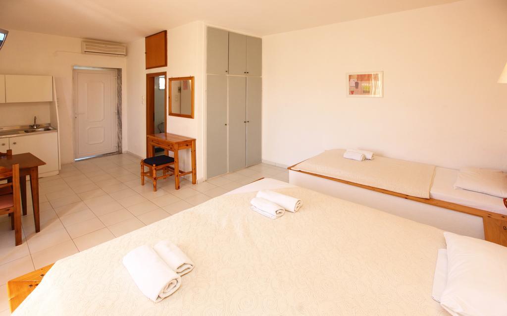 Amarilia Aparthotel Skala Rachoni  Ngoại thất bức ảnh